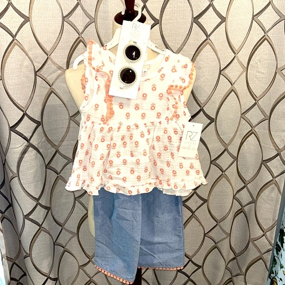 NEW 3 piece Rachel Zoe Toddler Outfit: Top, Pants, and Sunglasses Size 4T - Picture 1 of 9